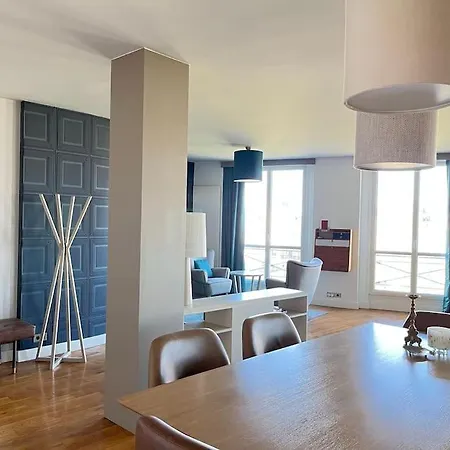 Luxurious 2 Bedrooms-view Seine River-paris Center Appartamento Parigi